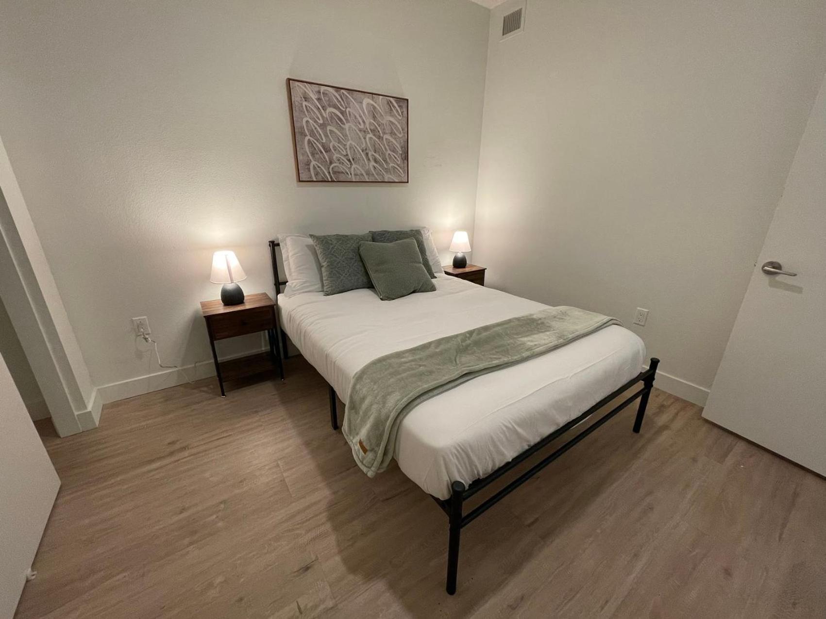 Chic Urban Retreat In Heart Of La, Steps From Attractions! 호텔 로스앤젤레스 외부 사진