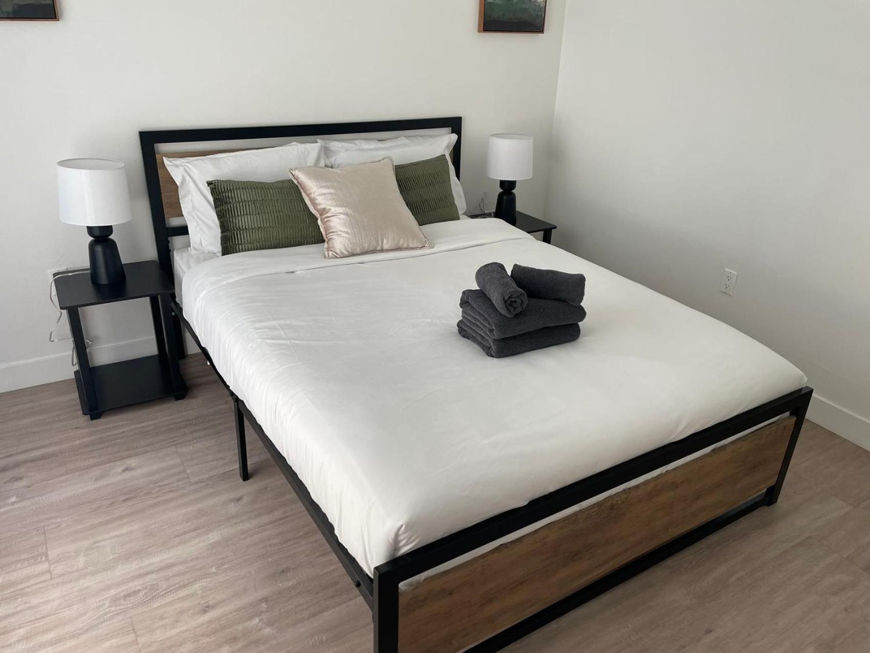 Chic Urban Retreat In Heart Of La, Steps From Attractions! 호텔 로스앤젤레스 외부 사진